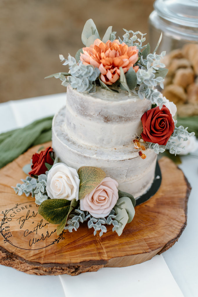 Sydney Jai Photography - wedding cake, rustic wedding cake, wedding details