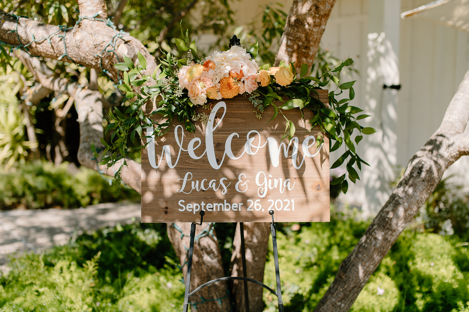 Sydney Jai Photography - Petaluma wedding, wedding details, wedding reception decor, wedding signs