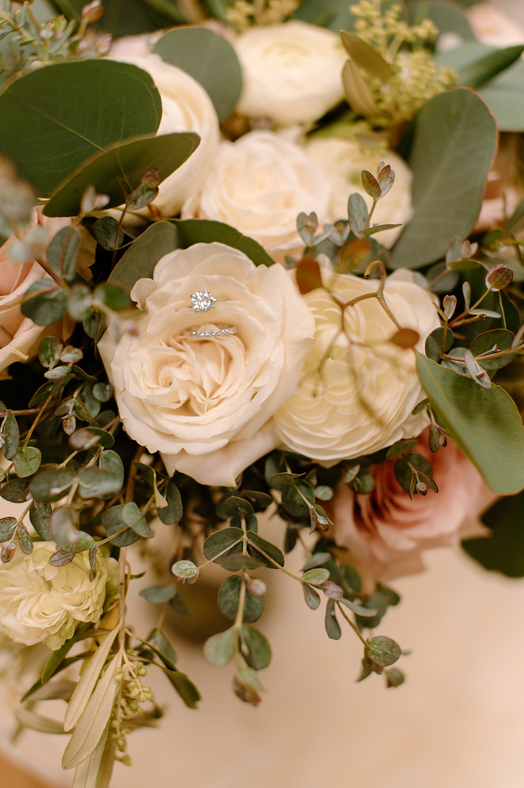 Sydney Jai Photography - Northern California wedding photographer, wedding details, wedding florals, spring wedding flowers